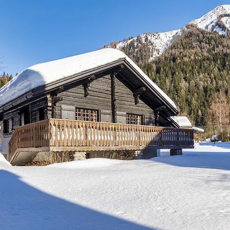 Chalet Spouter Happy