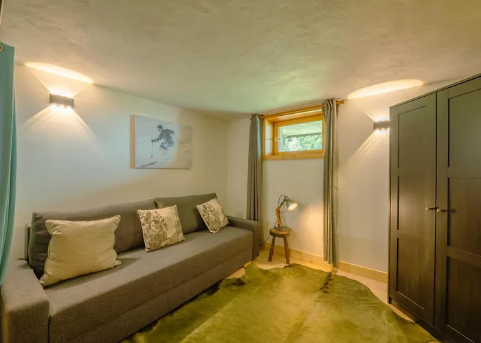 Spouter Happy Chalet *