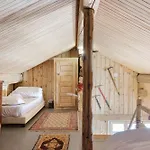 Chalet Spouter Happy *